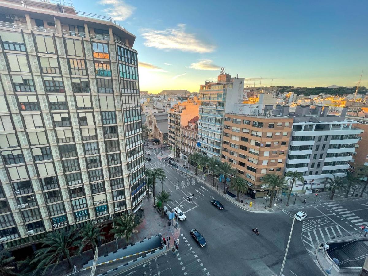 Amplio Apartamento En Pleno Corazon De Alicante Exterior foto